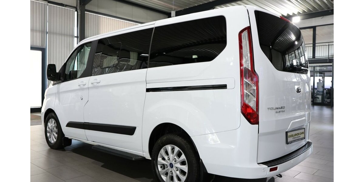 Ford Tourneo Custom 2.0 TDCI 320 L1 / 8-SITZER / NAVI 119.000 km 28.998 &euro; Hamm 59077