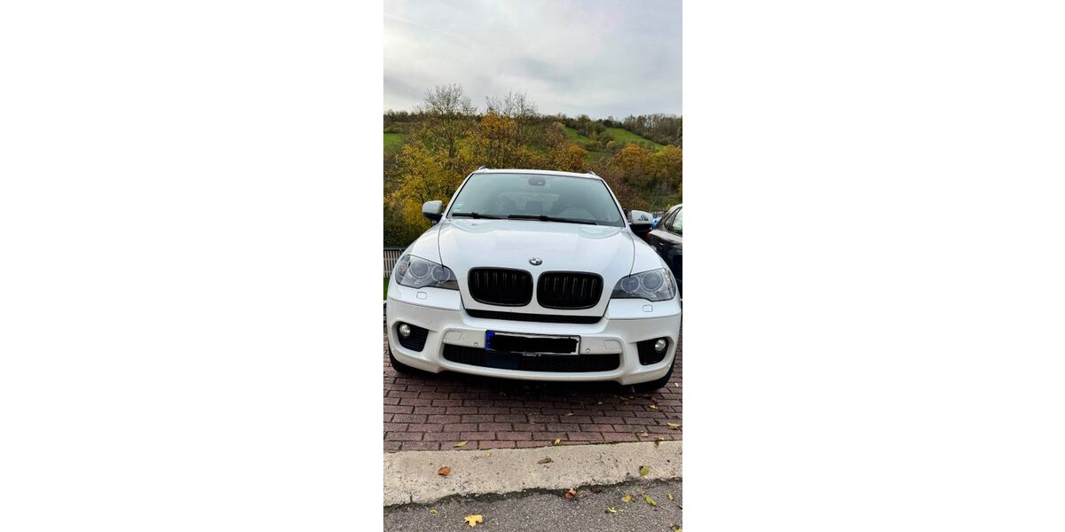 BMW X5 210.000 km 21.900 &euro; Niederstetten 97996