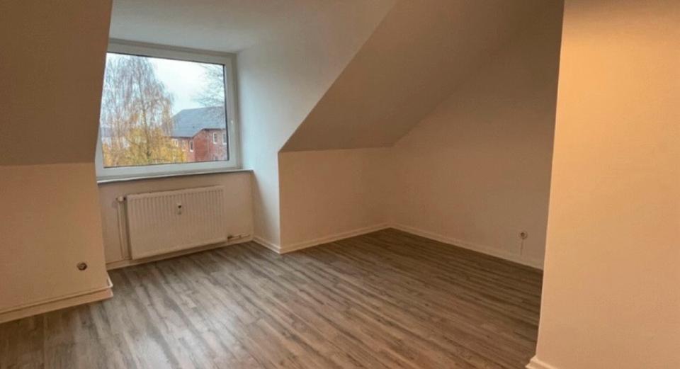 Etagenwohnung Eckernförde - 3.5 Zimmer, 82 m&sup2;, 260.000&euro; | Angebot:26413303