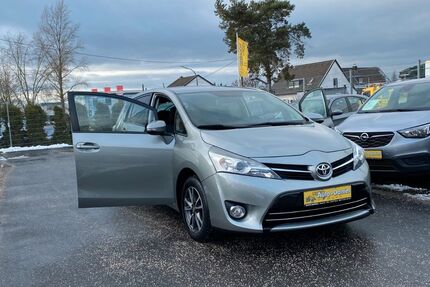 Toyota Verso 196.000 km 5.500 &euro; Bonn 53227