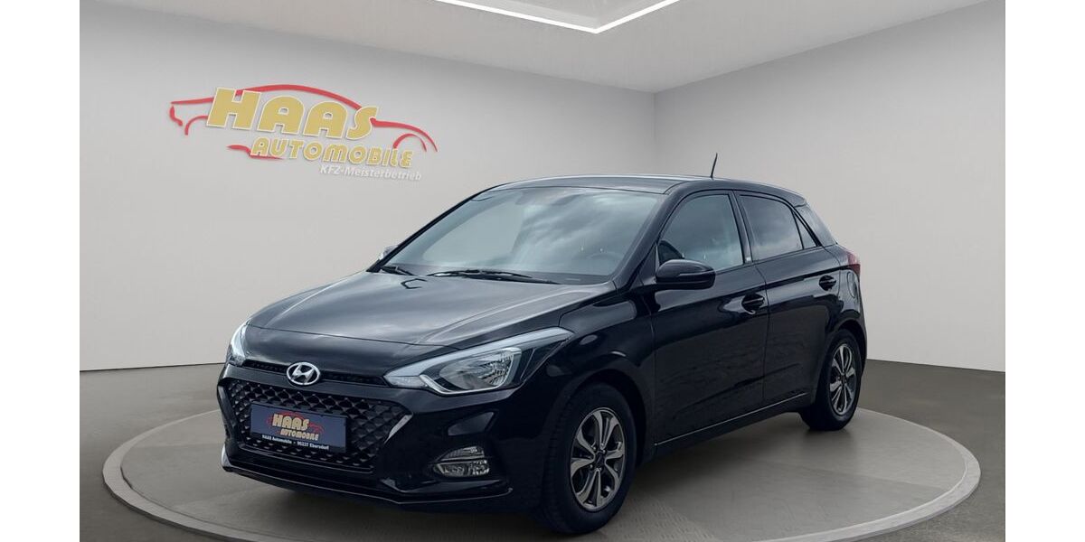 Hyundai i20 43.100 km 13.490 &euro; Ebersdorf b.Coburg 96237