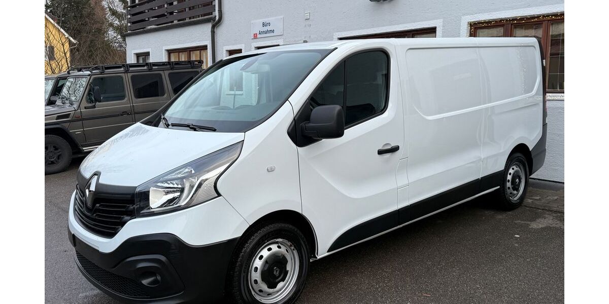 Renault Trafic 149.000 km 8.490 &euro; München 81479