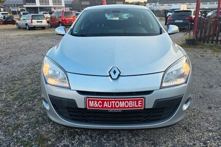 Renault Megane 134.500 km 3.999 &euro; WITTLICH 54516