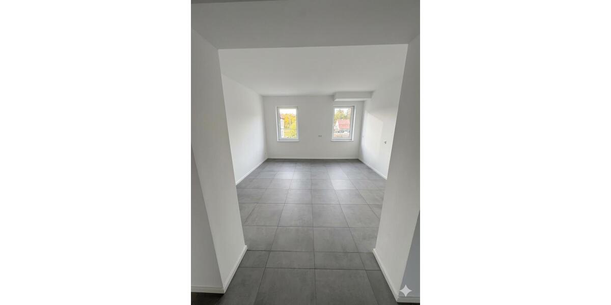 Etagenwohnung Rüdersdorf bei Berlin Hennickendorf - 5 Zimmer, 139 m&sup2;, 1.599&euro; | Angebot:26681689