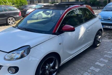 Opel Adam 113.977 km 8.990 &euro; Mannheim 68309