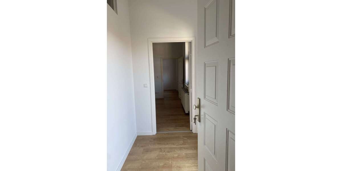 Etagenwohnung Burg - 2 Zimmer, 65 m&sup2;, 400&euro; | Angebot:26972196