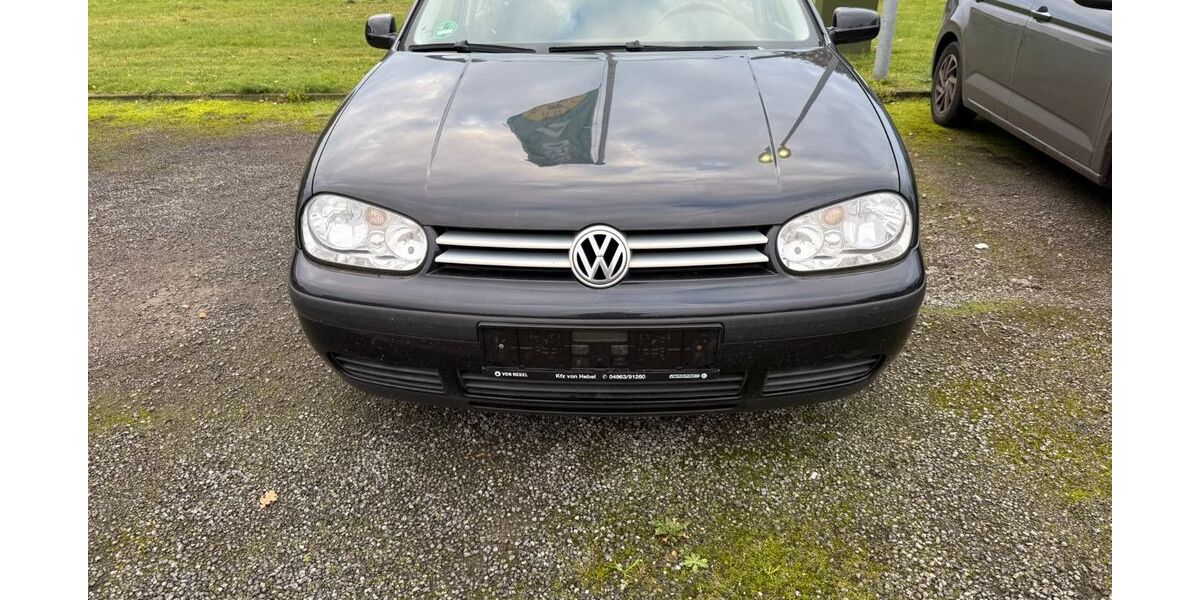 VW Golf 230.783 km 2.000 &euro; Heede 26892