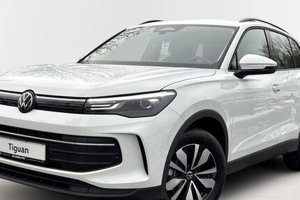 VW Tiguan 8.000 km 39.980 &euro; Leuna 06237
