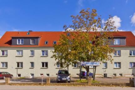3 Zimmer + Küche in Mehrfamilienhaus in Bad Salzungen.