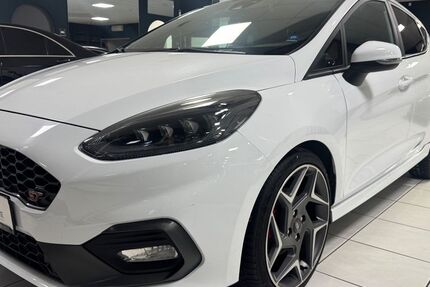 Ford Fiesta 75.000 km 16.498 &euro; Pforzheim 75179