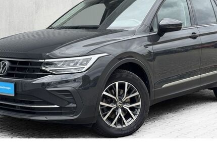 VW Tiguan 27.670 km 32.850 € Zeitz 06712