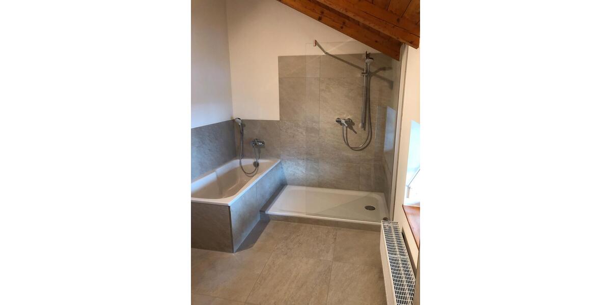 Einfamilienhaus Traunreut St. Georgen - 5 Zimmer, 165 m&sup2;, 1.900&euro; | Angebot:25590839