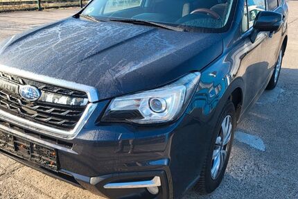 Subaru Forester 169.500 km 8.900 &euro; Stralsund 18437