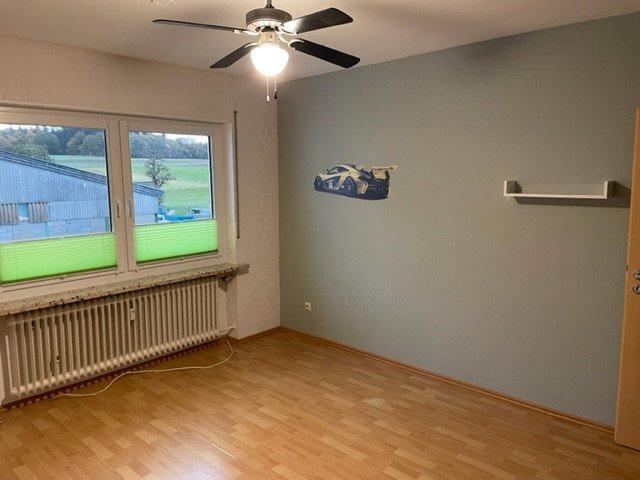Etagenwohnung Dickenschied - 4 Zimmer, 144 m&sup2;, 890&euro; | Angebot:26680927