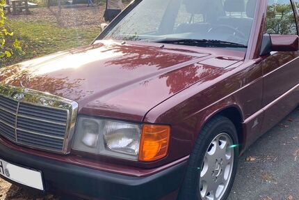 Mercedes-Benz 190 148.488 km 11.997 &euro; Gaukönigshofen 97253