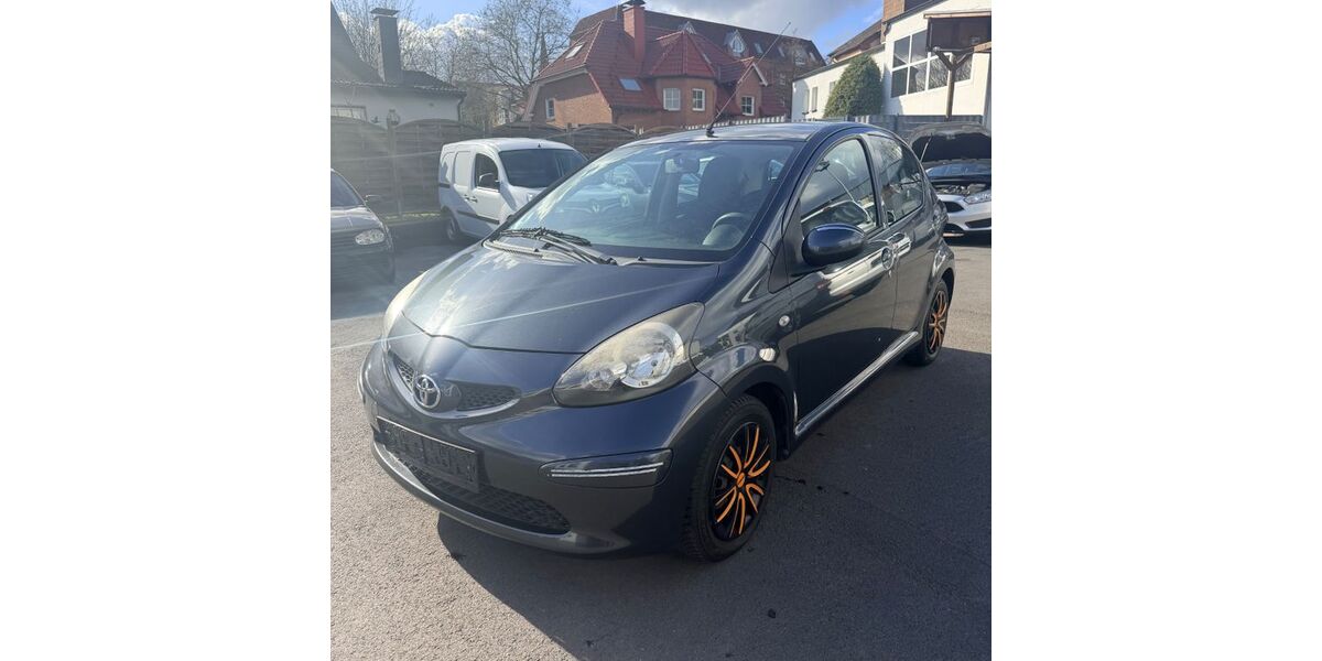 Toyota Aygo (X) 134.500 km 1.500 &euro; Bochum 44803