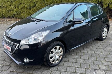 Peugeot 208 85.000 km 2.990 &euro; Erbach 89155