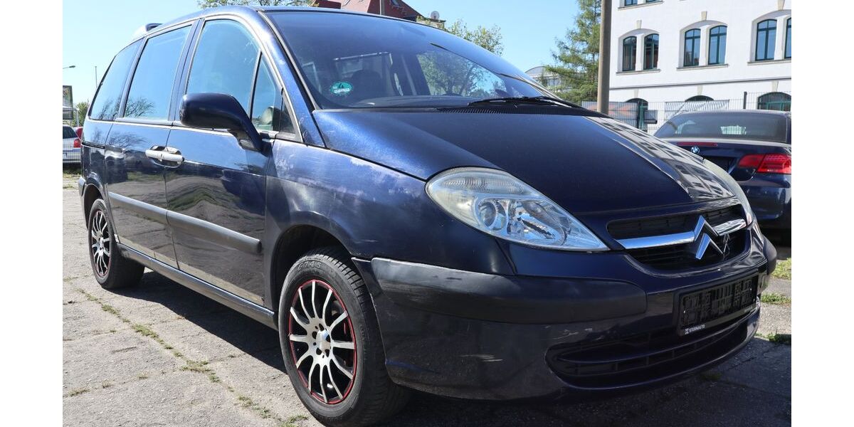 Citroen C8 211.000 km 1.200 &euro; Dresden 01237