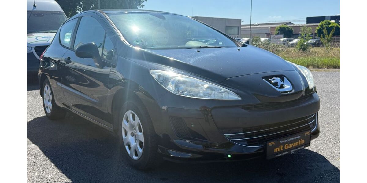Peugeot 308 99.000 km 2.999 &euro; Geldern 47608