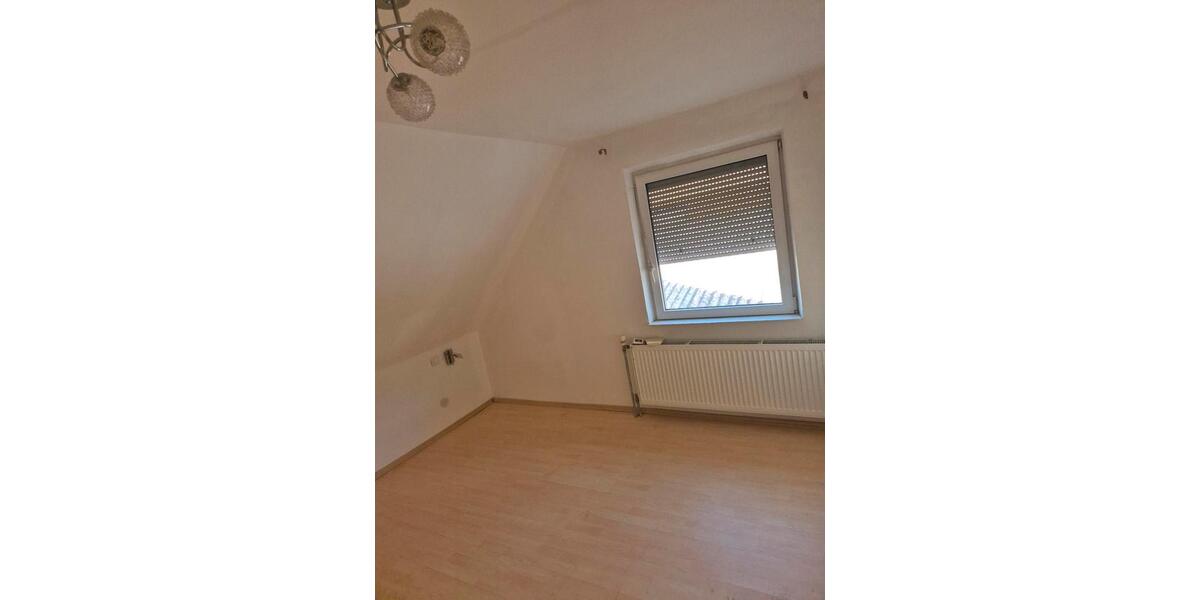 Einfamilienhaus Lauda-Königshofen Königshofen - 5 Zimmer, 105 m&sup2;, 200.000&euro; | Angebot:26897034