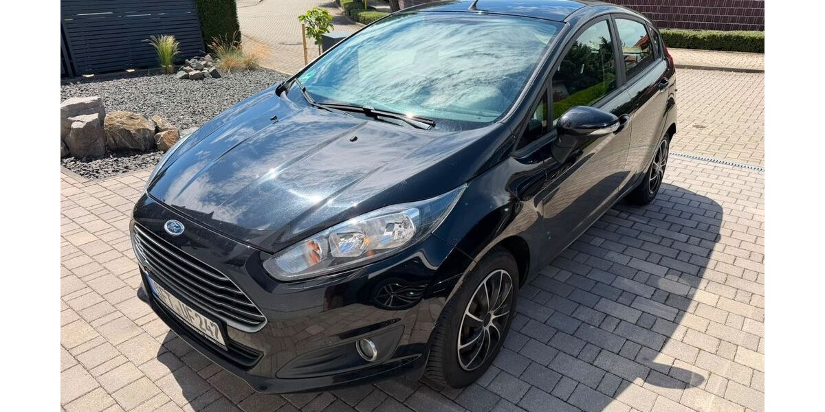 Ford Fiesta 87.500 km 3.700 &euro; Staßfurt 39418
