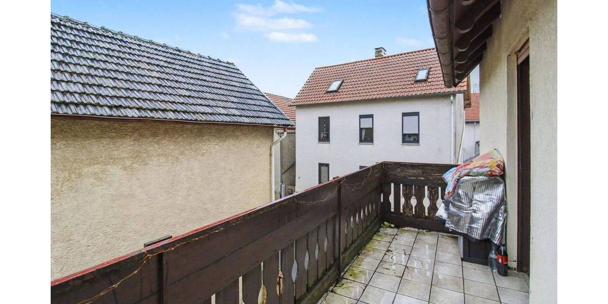 Mehrfamilienhaus, Wohnhaus Lich Bettenhausen - 6 Zimmer, 151 m&sup2;, 195.000&euro; | Angebot:26673676