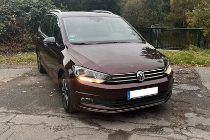 VW Touran 133.000 km 20.100 € Bremerhaven 27576