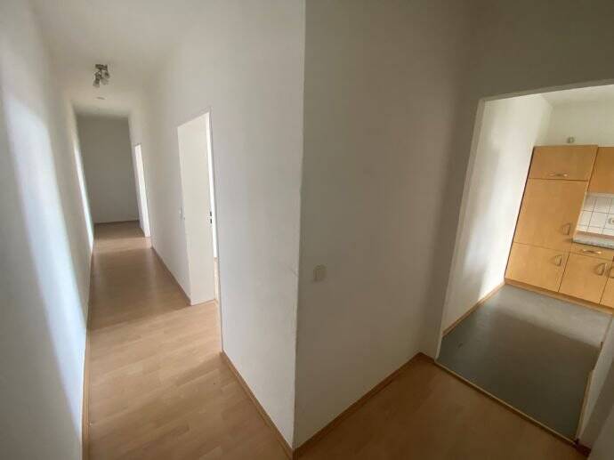Etagenwohnung Bremerhaven Lehe - 2 Zimmer, 68 m&sup2;, 375&euro; | Angebot:26258428