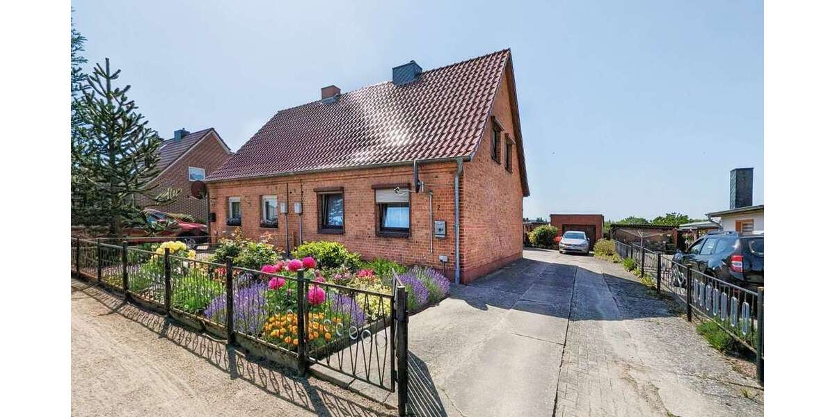 Einfamilienhaus Friedland - 4 Zimmer, 100 m&sup2;, 157.000&euro; | Angebot:26959896