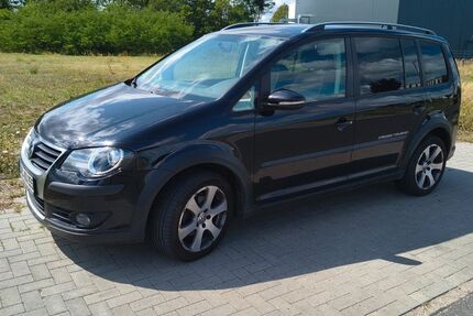 VW Touran 231.612 km 5.750 &euro; Strausberg 15344