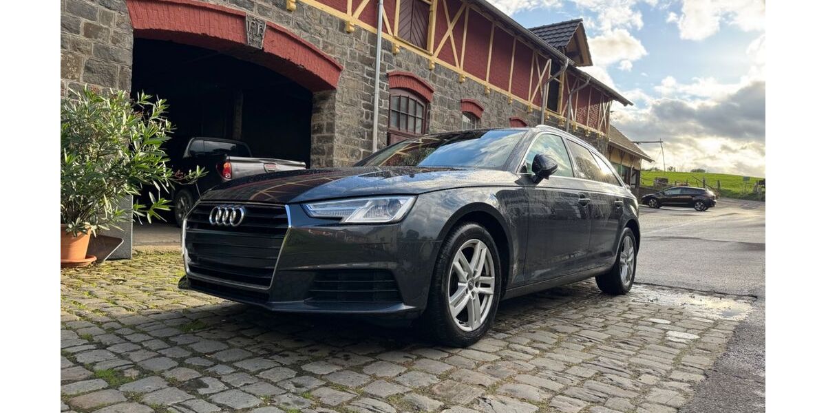 Audi A4 130.000 km 15.800 &euro; Engelskirchen 51766
