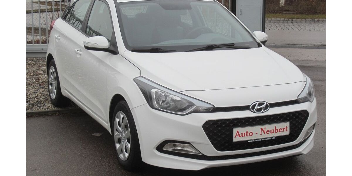 Hyundai i20 135.000 km 7.950 &euro; Stadtbergen 86391