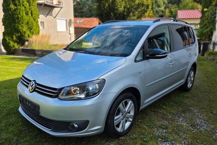 VW Touran 252.000 km 5.950 &euro; Geltendorf 82269
