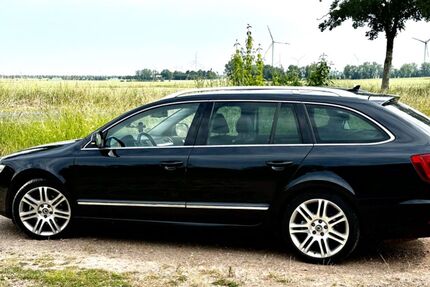 Skoda Superb 202.000 km 8.900 &euro; Harsum 31177