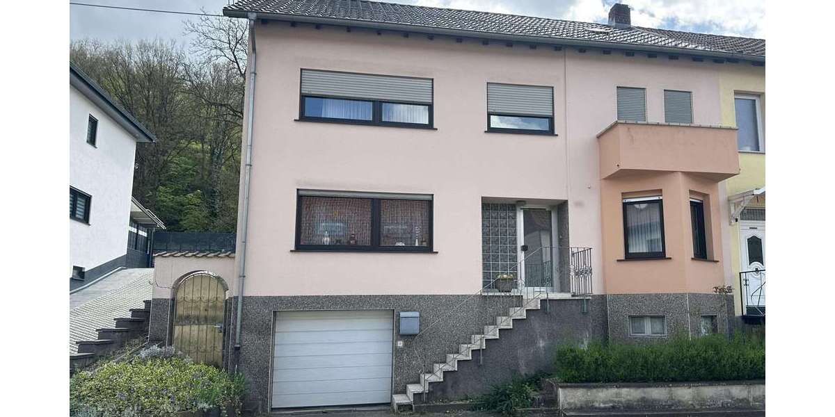 Einfamilienhaus Wadgassen - 7 Zimmer, 174 m&sup2;, 179.000&euro; | Angebot:25966678