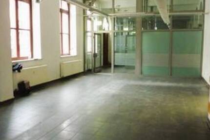 Gewerbeobjekt Weißenfels - 1 Zimmer, 362 m&sup2;, 2.530&euro; | Angebot:25733084