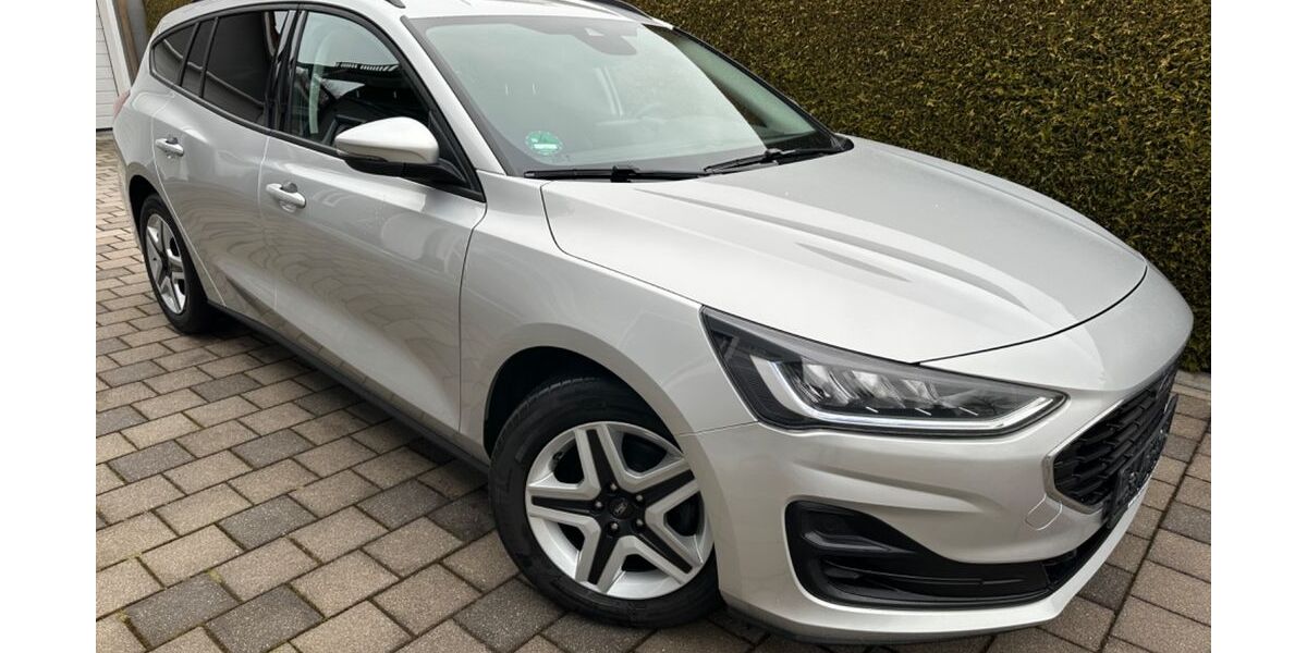 Ford Focus 59.000 km 16.990 &euro; Dinkelscherben 86424