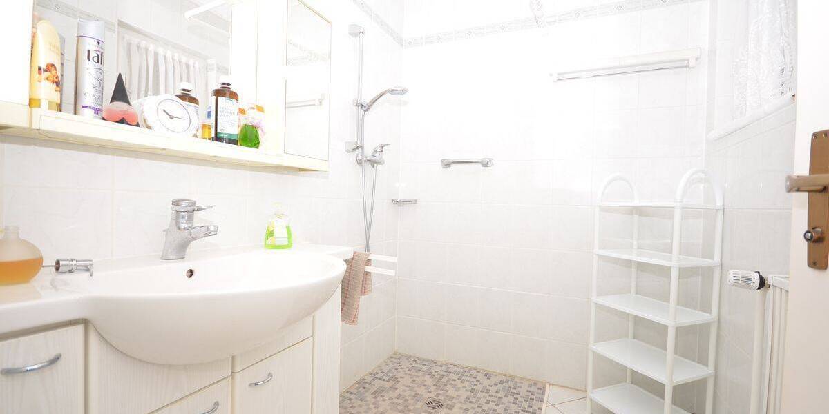 Mehrfamilienhaus, Wohnhaus Rödermark Urberach - 8 Zimmer, 171 m&sup2;, 1.600&euro; | Angebot:26376907