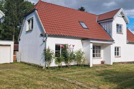 Haus Stockelsdorf - 5 Zimmer, 175 m&sup2;, 310.000&euro; | Angebot:26503503