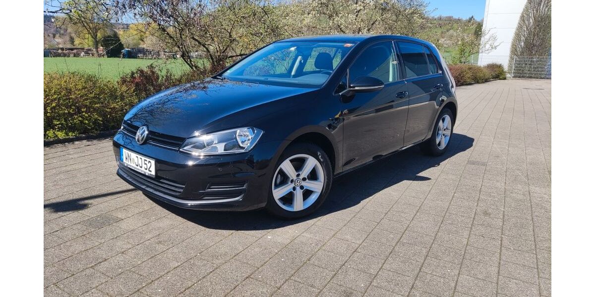 VW Golf 95.500 km 8.690 &euro; Schorndorf 73614