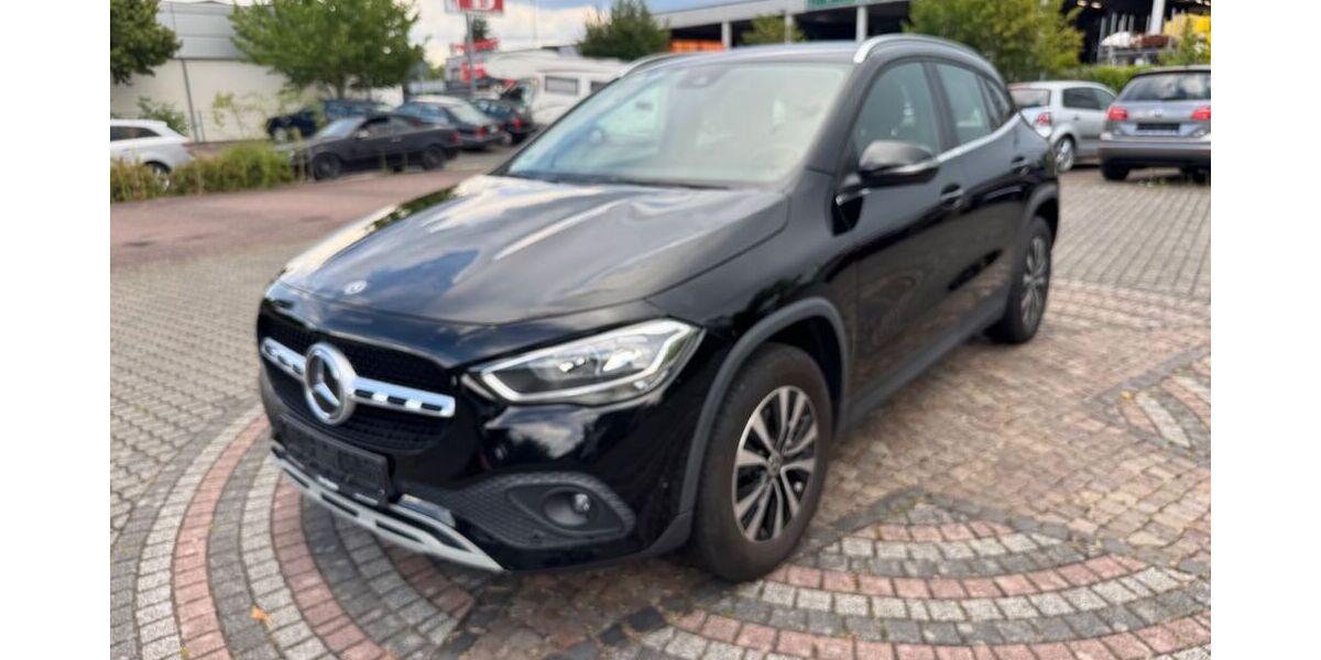 Mercedes-Benz GLA 200 140.000 km 21.900 &euro; Wörth am Main 63939