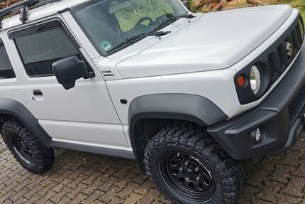 Suzuki Jimny 98.600 km 28.999 &euro; Göggingen 73571