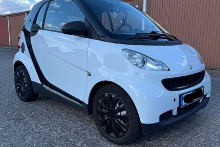 Smart ForTwo 143.299 km 3.600 &euro; Lübeck 23554