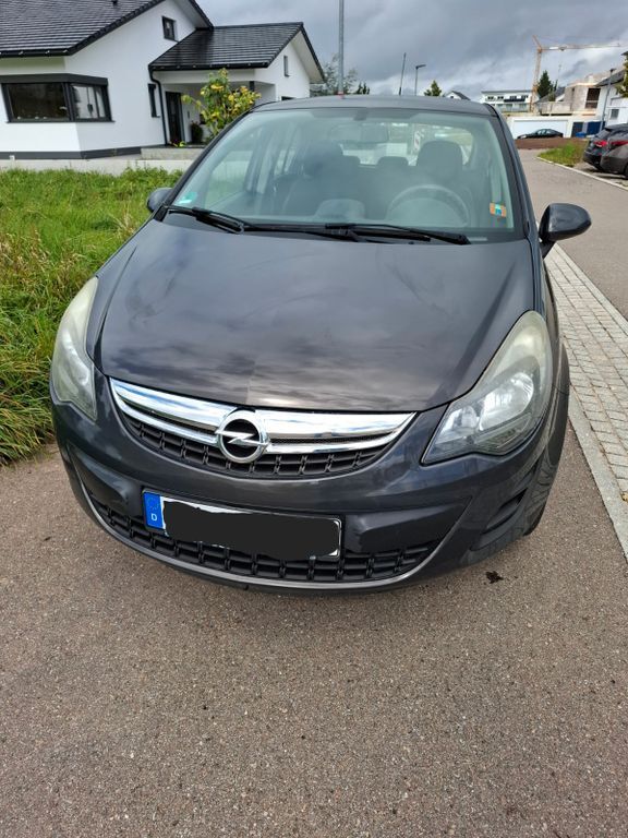 Opel Corsa 137.000 km 4.900 € Schramberg 78713