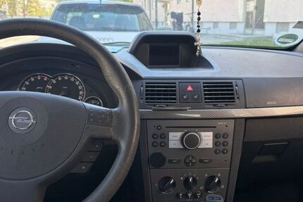 Opel Meriva 350.000 km 850 &euro; München 80997