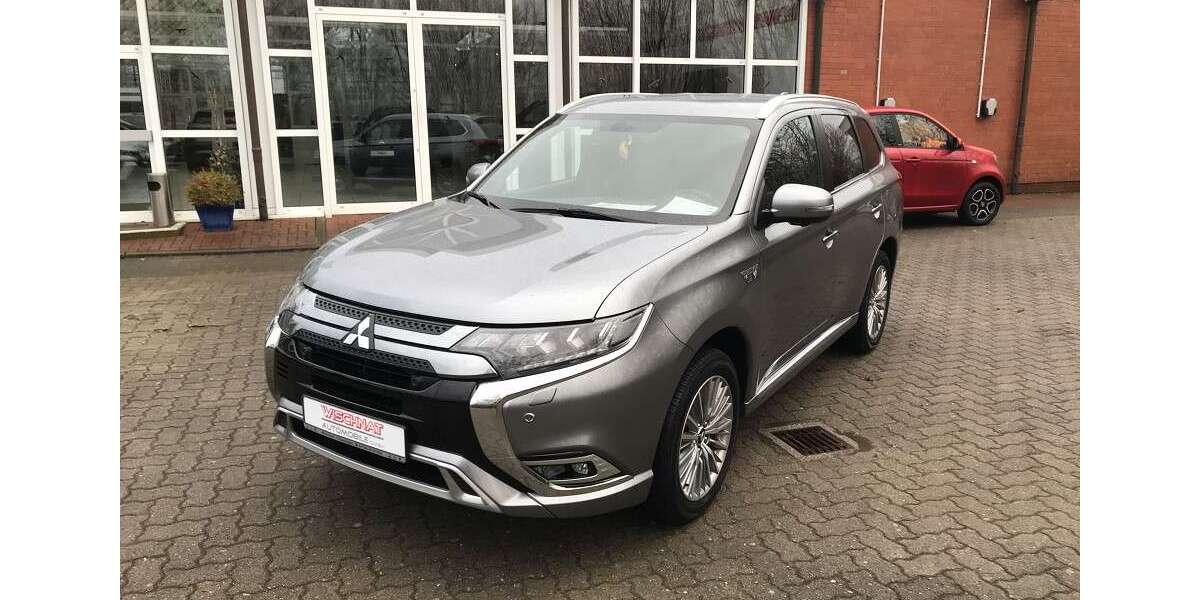 Mitsubishi Outlander 33.208 km 23.890 &euro; Fuhlenhagen 21493