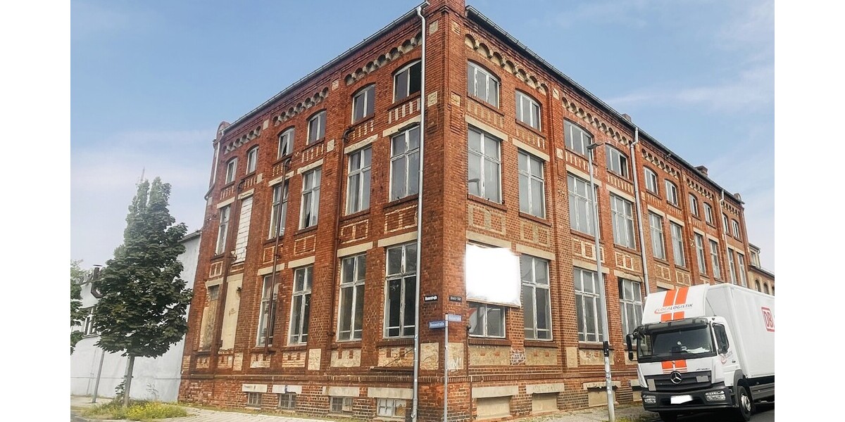 Stadtteil-Luckenwalde MFH (4 WE + 1 GE) & Rohbau -Ausbau zu MFH mit ca.1.000 - 1.200 qm Wohnfläche ! - Mehrfamilienhaus, Wohnhaus Luckenwalde | Angebot:27010157