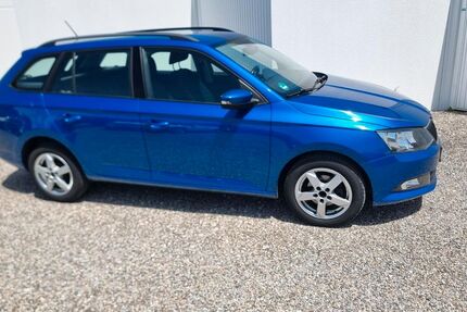 Skoda Fabia 175.000 km 6.300 &euro; Dürrlauingen / Ortsteil Mindelaltheim 89350
