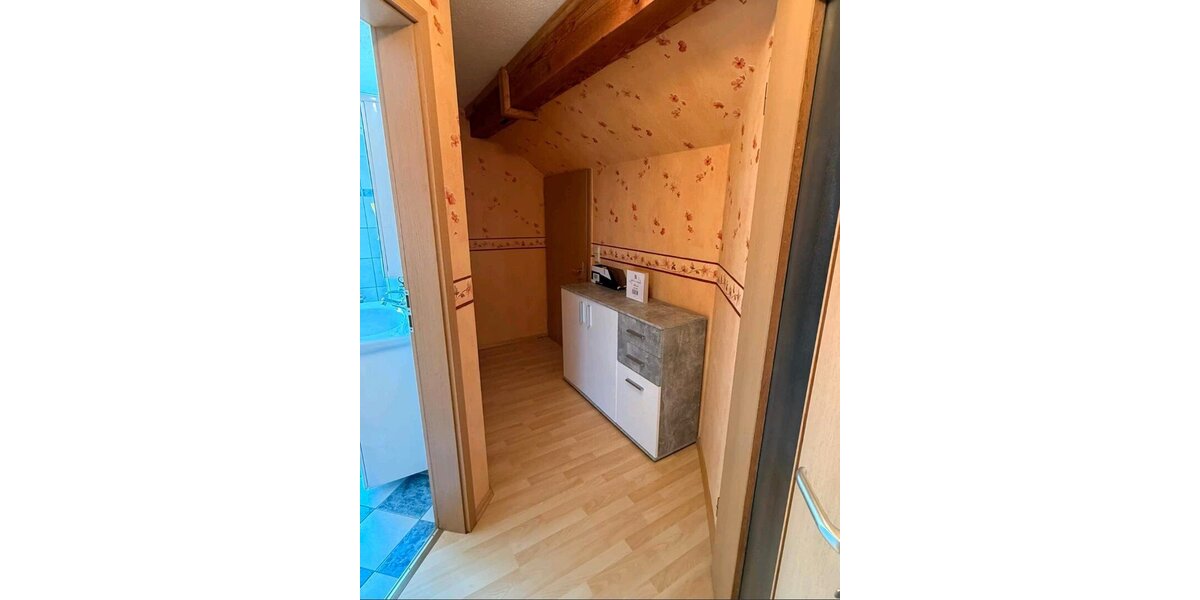 Ronshausen, EFH + Nebengeb. - Einfamilienhaus Ronshausen | Angebot:22923522