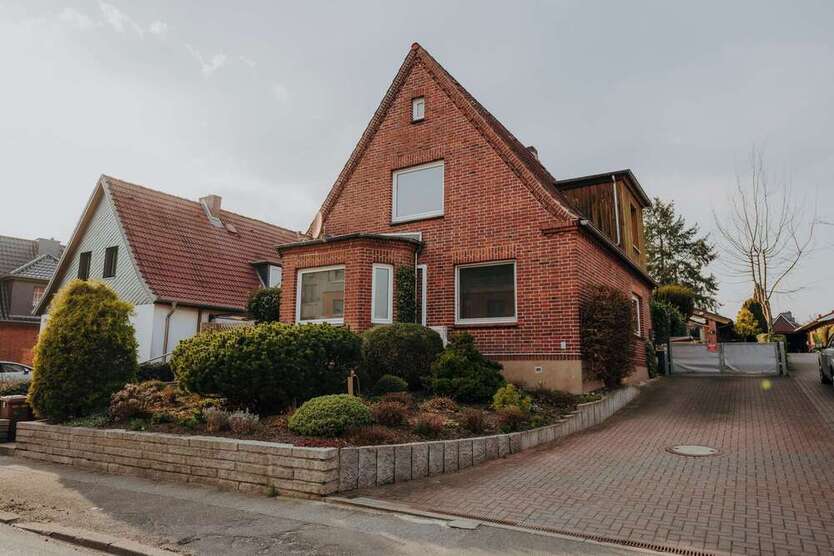 Haus zum Kaufen in Lübeck 379.000 € 125 m²